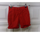 Bermuda roja Benetton. Talla 5-6 años. Segunda mano