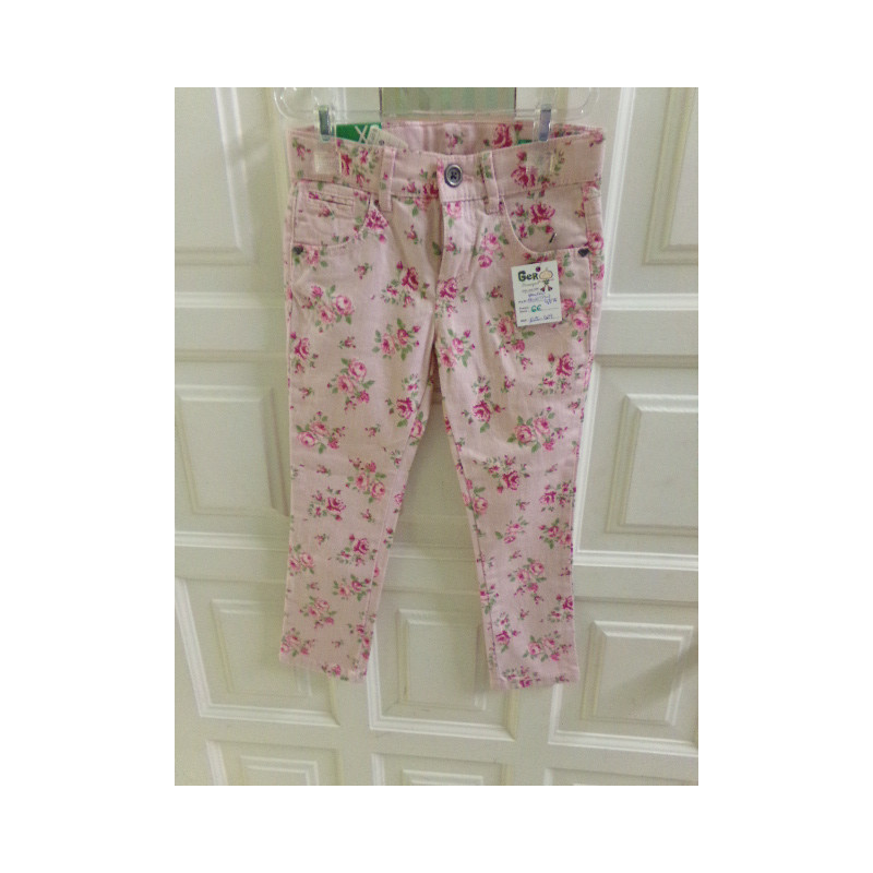 Vaquero Benetton talla 4-5 años. Segunda mano