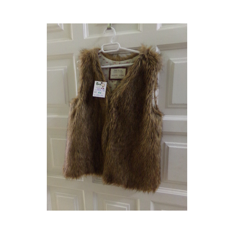 chaleco Zara marron talla 7 años. Segunda mano