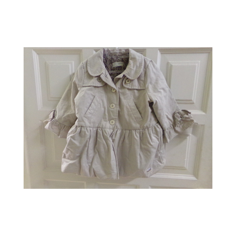 Gabardina 24 m. Pili Carrera. Segunda mano