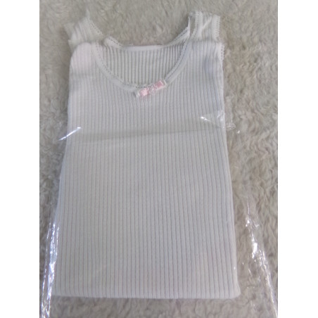 Camiseta canale niña. talla 6. a estrenar