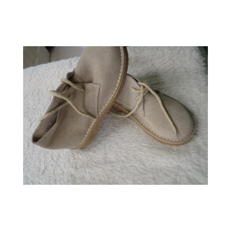 Pisacacas N 32 beig. A estrenar