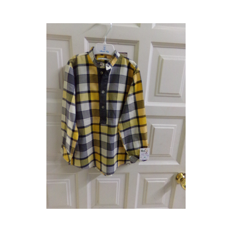 Camisa Pilar Batanero talla 5 años. Segunda mano