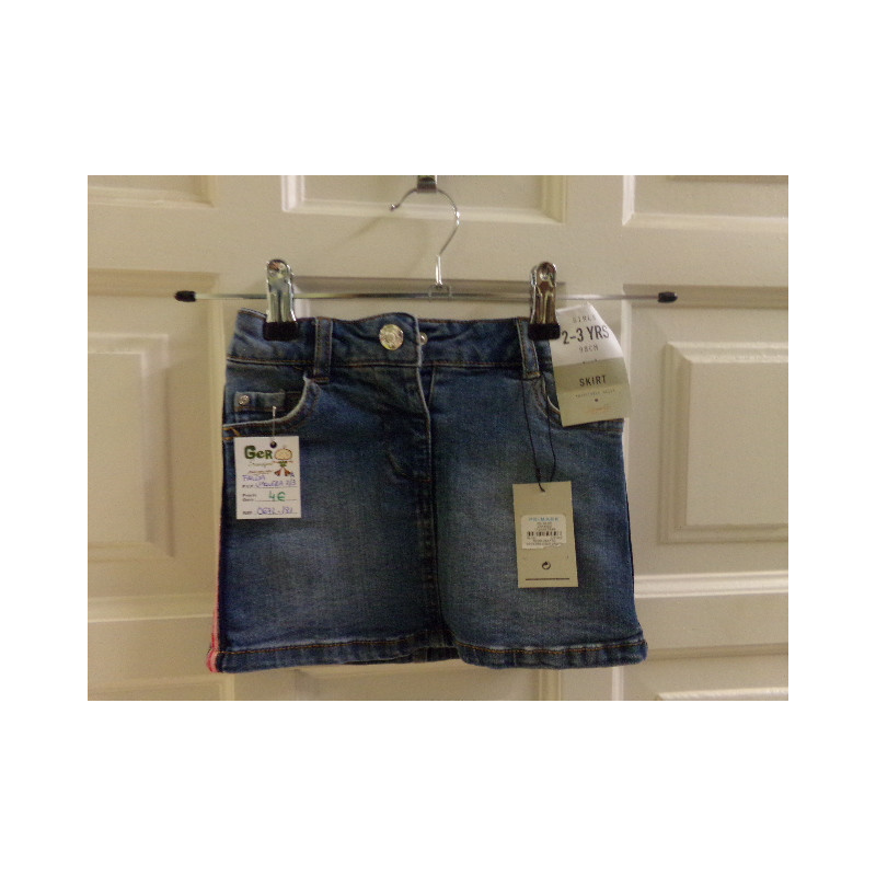 Falda vaquera talla 2-3 años. A estrenar