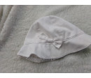 Gorrito blanco talla 2-3 años. Segunda mano