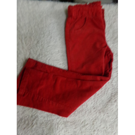 Pantalón de pana rojo. talla 24-36 meses. Zara. Segunda mano