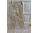 Pantalón beig talla 7 años. Segunda mano