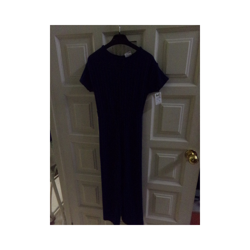 Mono de Zara azul marino. Talla 8 años. Segunda mano