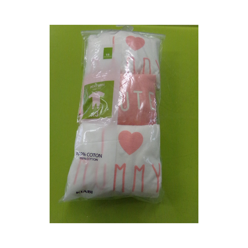 3 Bodys talla 18 meses. Kiabi. A estrenar