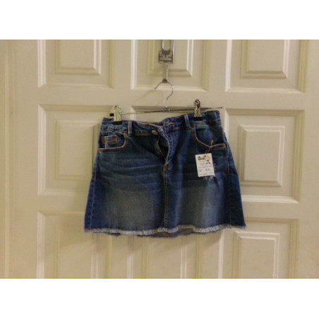 Falda vaquera talla 9 años. Segunda mano