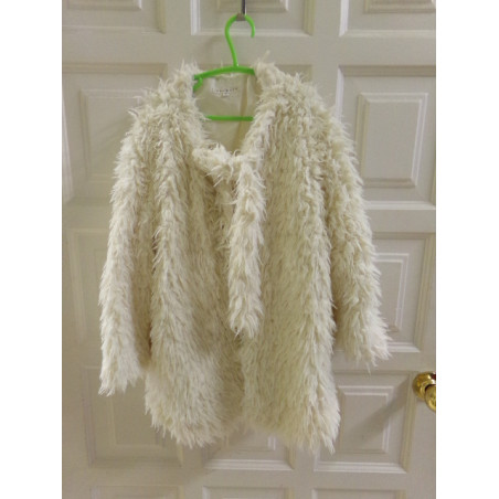 Abrigo Mia y Lia talla 6 años. Segunda mano