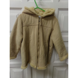 abrigo piel vuelta talla 3 años. Pili Carrera. Segunda mano