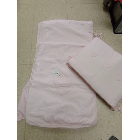 Edredón con chichonera. Petit Praia para cuna. Segunda mano