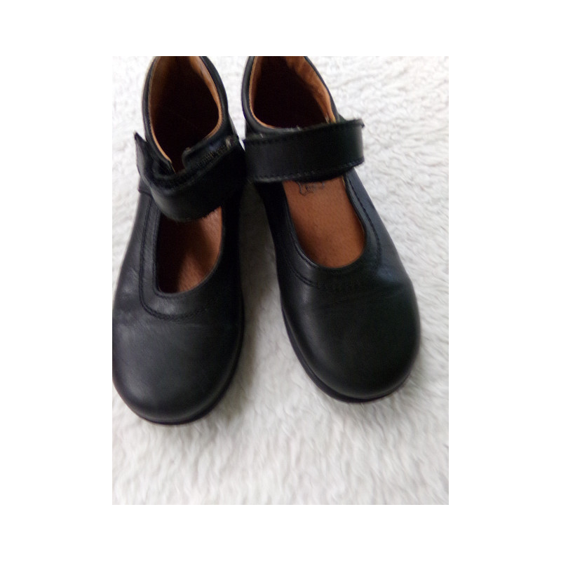 Zapatos LH N 29. Negros. Segunda mano