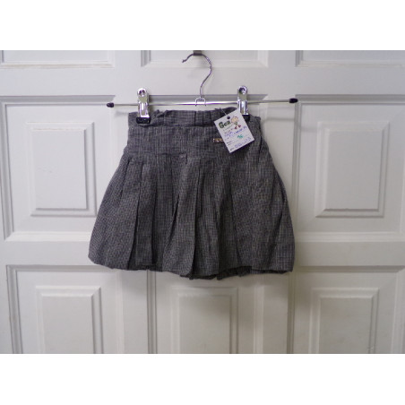 Falda Pili Carrera talla 2 años. Segunda mano