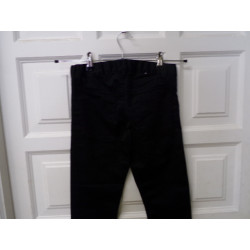 Pantalón talla 10 años. Segunda mano
