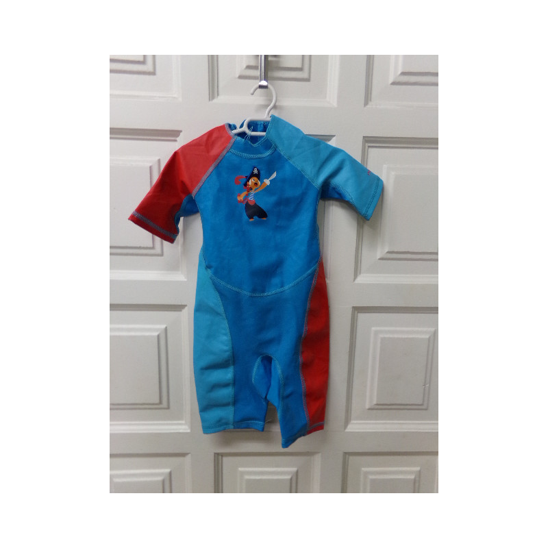 Neopreno talla 3 años. Segunda mano