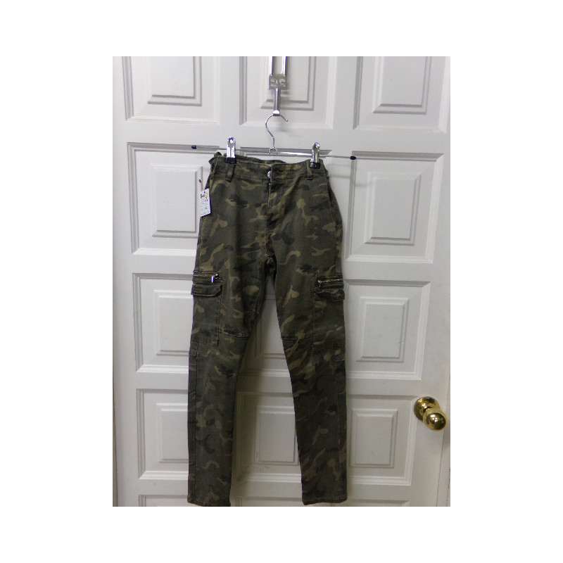 Pantalón Zara talla 10 años. Segunda mano