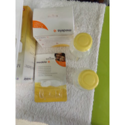 Minielectric Medela 2 copas y 2 botellas segunda mano