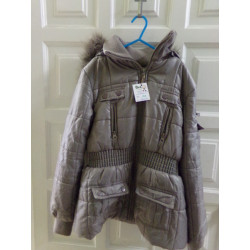 Plumas Mayoral talla 10-12 años. Segunda mano