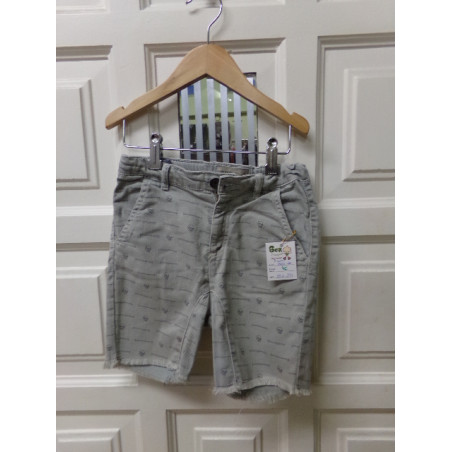 Pantalón talla 7 años. Segunda mano