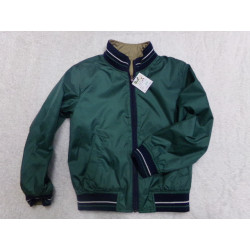 Cortavientos Benetton talla 8 años. Segunda mano