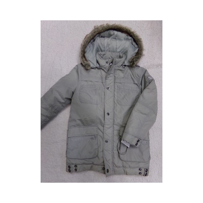 Plumas gris 10 años