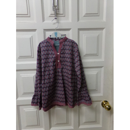 Blusa estampada talla 7 años. Segunda mano