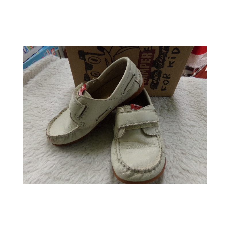 Camper blanco N 28. Segunda mano