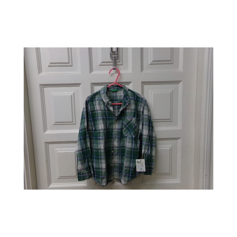 Camisa Benetton talla 6 años. Segunda mano