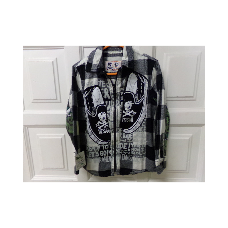 Camisa Desigual talla 4 años. Segunda mano