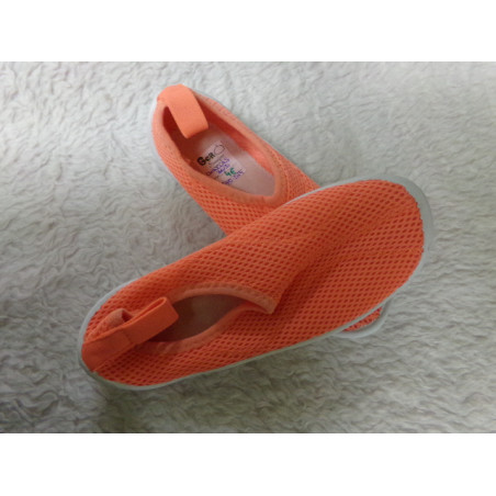 Zapatillas de goma N 30-31. Segunda mano