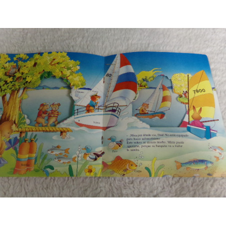 Paseando por el borde del lago. Segunda mano