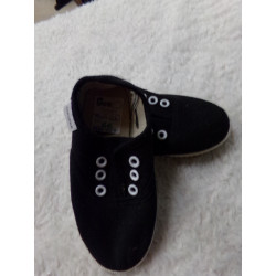 Tenis n 23. Segunda mano