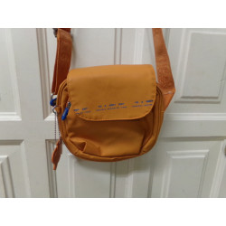 Bandolera naranja. Segunda mano
