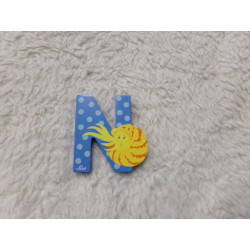 Letra N de madera . Segunda mano