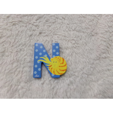 Letra N de madera . Segunda mano