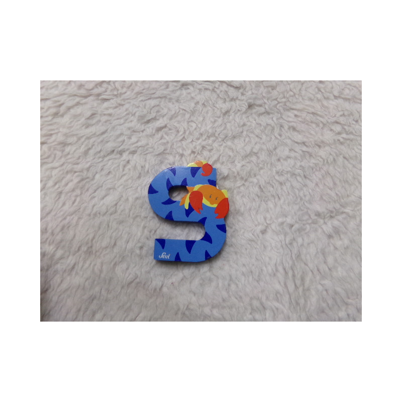 Letra S de madera . Segunda mano