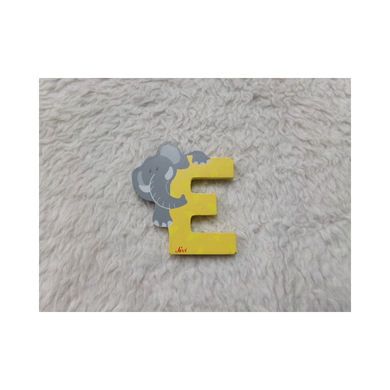 Letra E de madera . Segunda mano