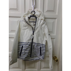 Cortavientos talla 9-10 años. Segunda mano