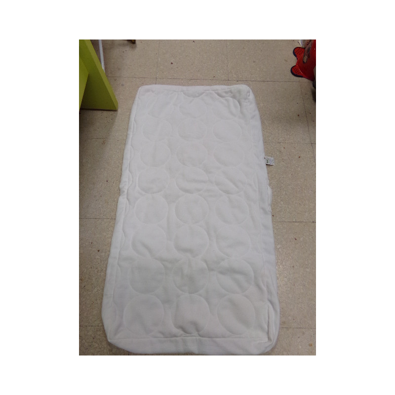 Protector de cuna con cremallera. Segunda mano