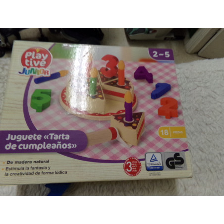 Tarta de cumple de madera. Play tive. Segunda mano