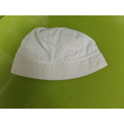 Gorrito talla 18 meses. Segunda mano