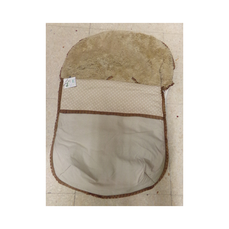 Saco de invierno forrado para grupo cero. Segunda mano