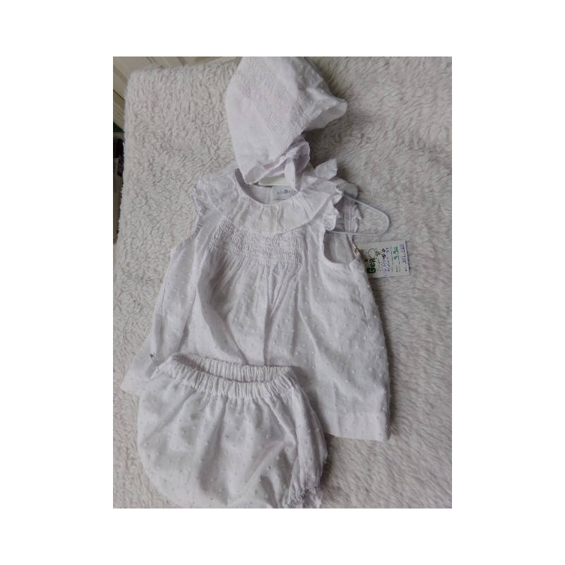 Conjunto 3 piezas Amorisimi. Talla 9 meses. Segunda mano