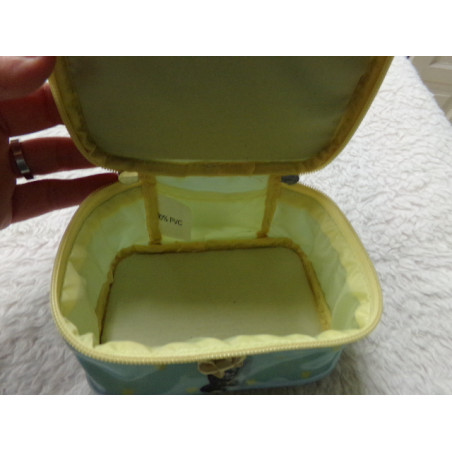 Neceser gatito. Segunfda mano