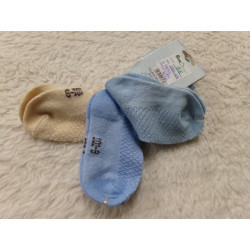 3 Pares de calcetines 18-36 meses. A estrenar