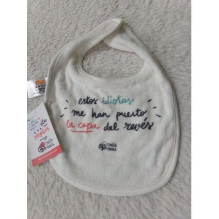 Babero Pedrita Parjer. A estrenar