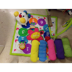 Manta actividades para suelo. Segunda mano