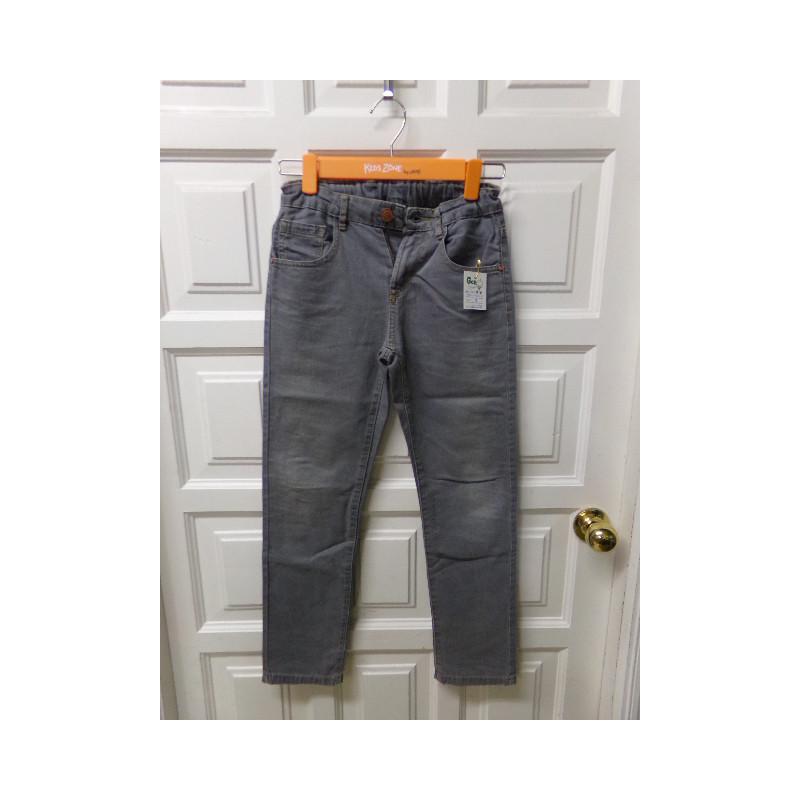 Vaquero gris Zara talla 9-10 años. Segunda mano